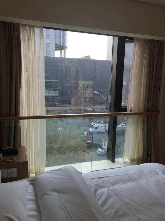 Ji Hotel Jinan Quancheng Square Номер фото